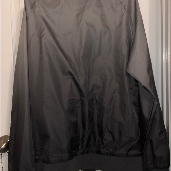 Men’s buffalo windbreaker - Picture 4 of 4